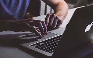 AIYOUXI.COM-Dota 2 新秀选手突破自我，dota2新人职业选手